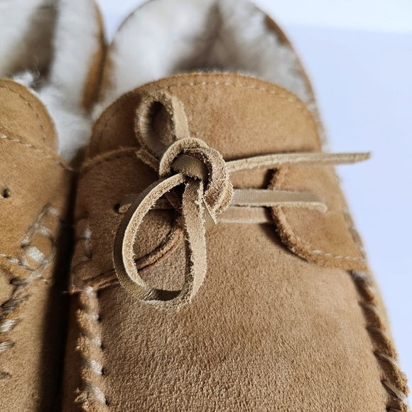 Lands\'End Men\'s Shearling Lined Suede Indoor Outdoor Moccasin Slippers Size 9D main image 5